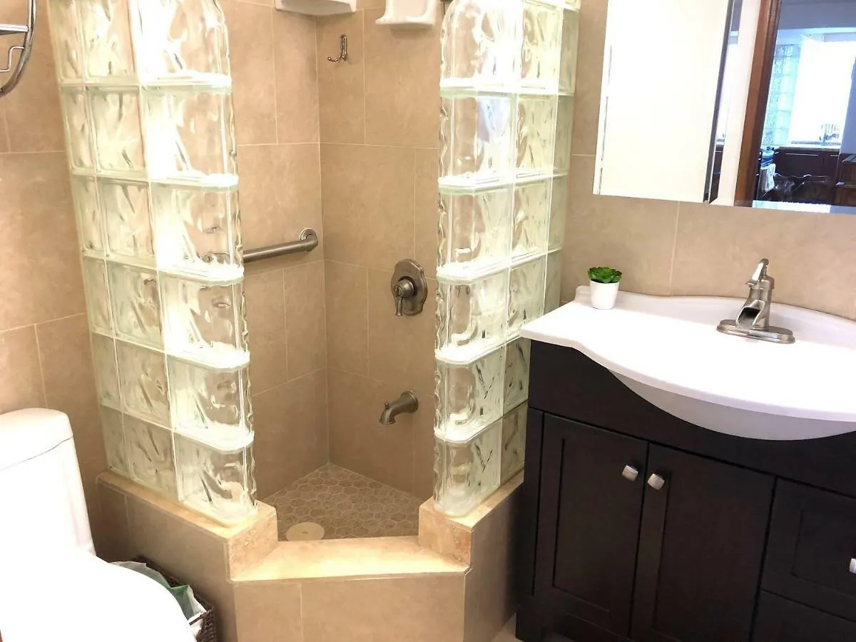 Hawaiian Monarch Penthouse 3Bedroom Honolulu